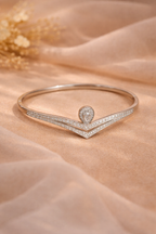 Dewdrop Pear Bracelet