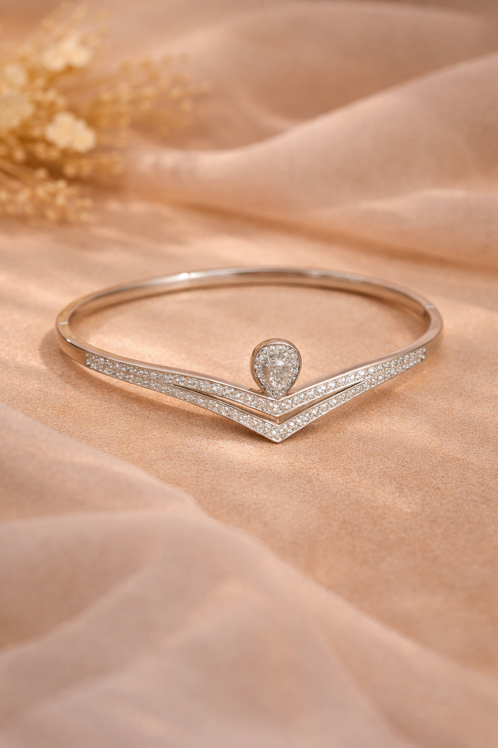 Dewdrop Pear Bracelet
