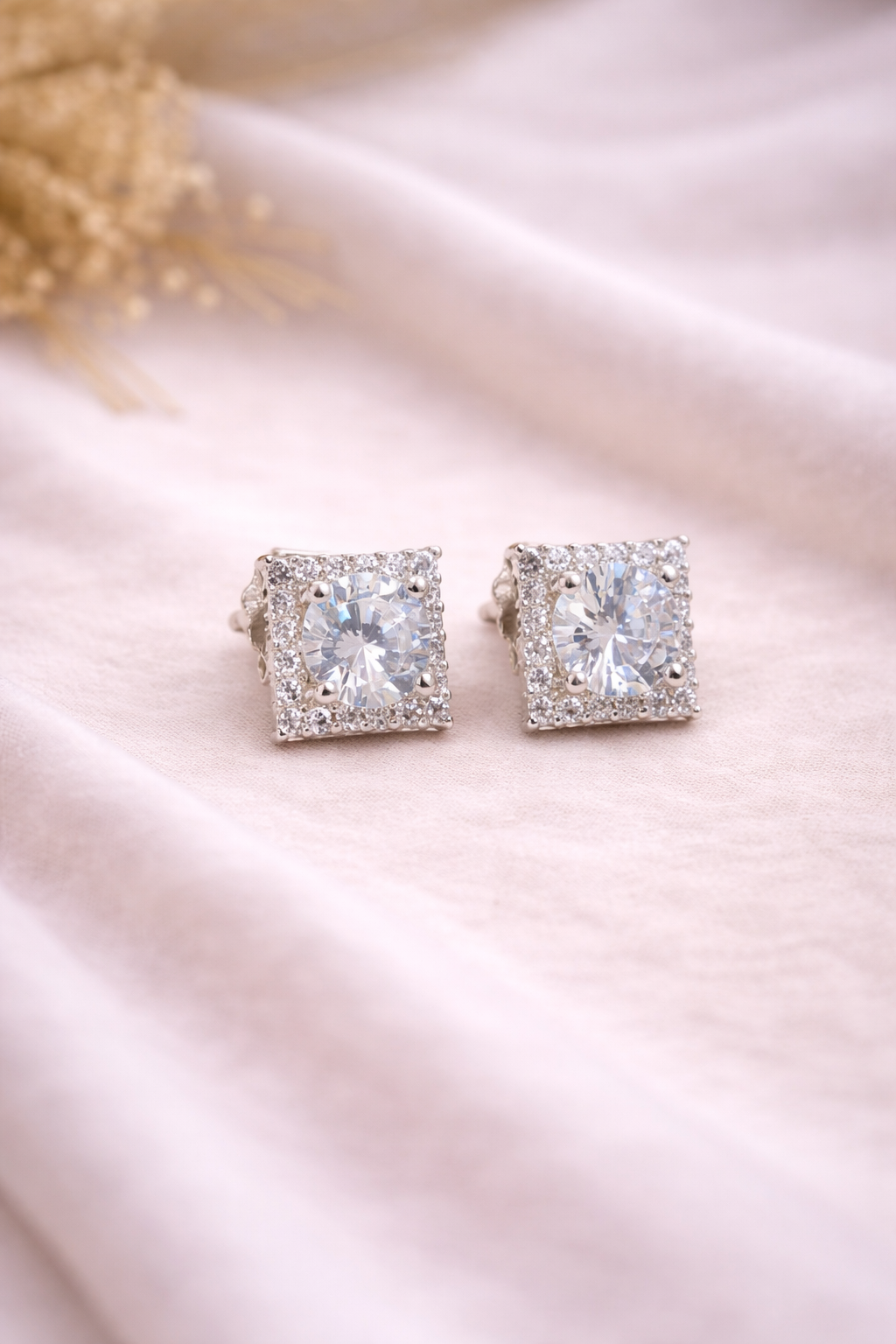 Sparkling Studs