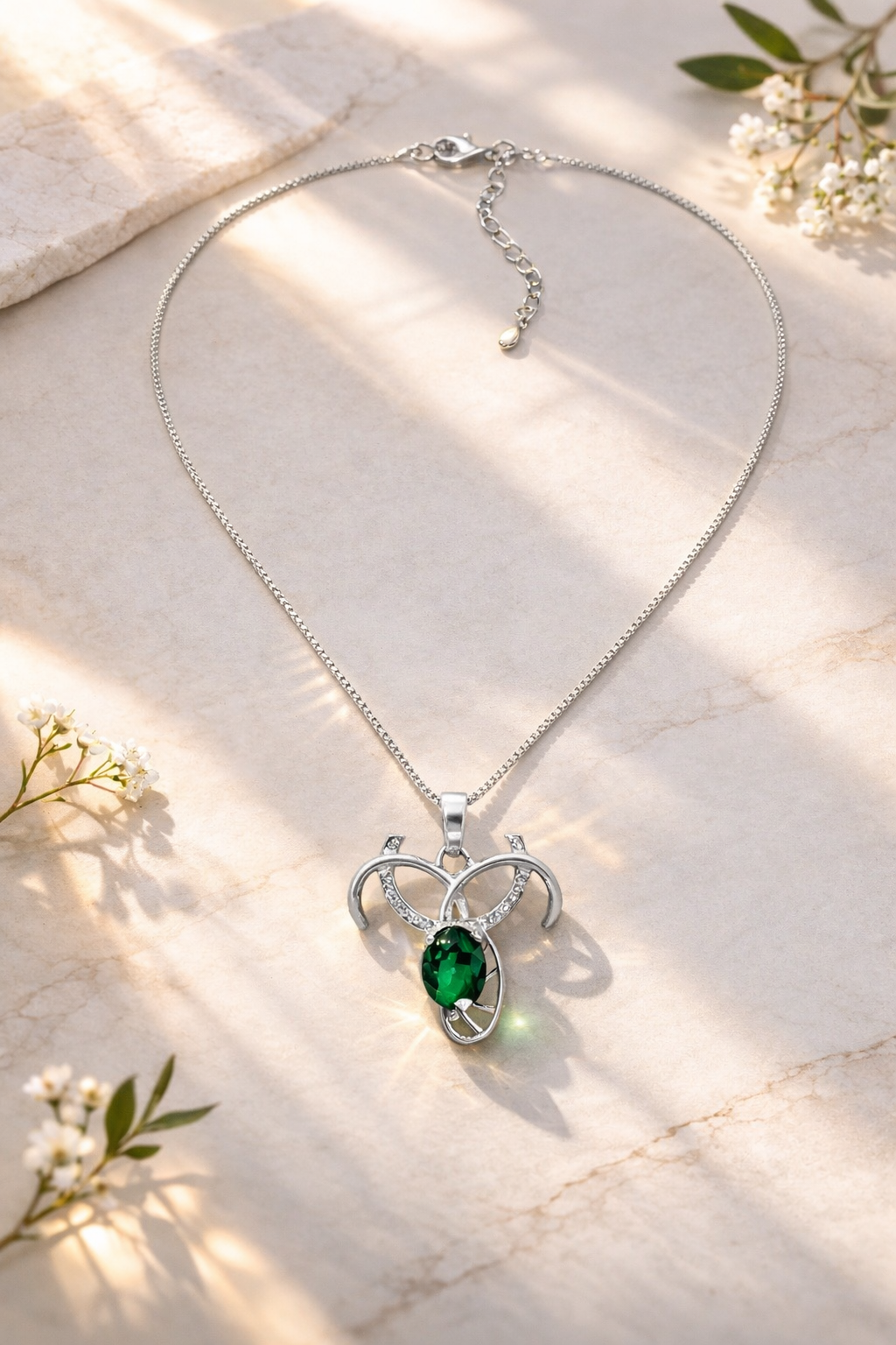 Twisting Pendant