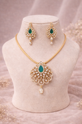 Rajrani Pendant Set