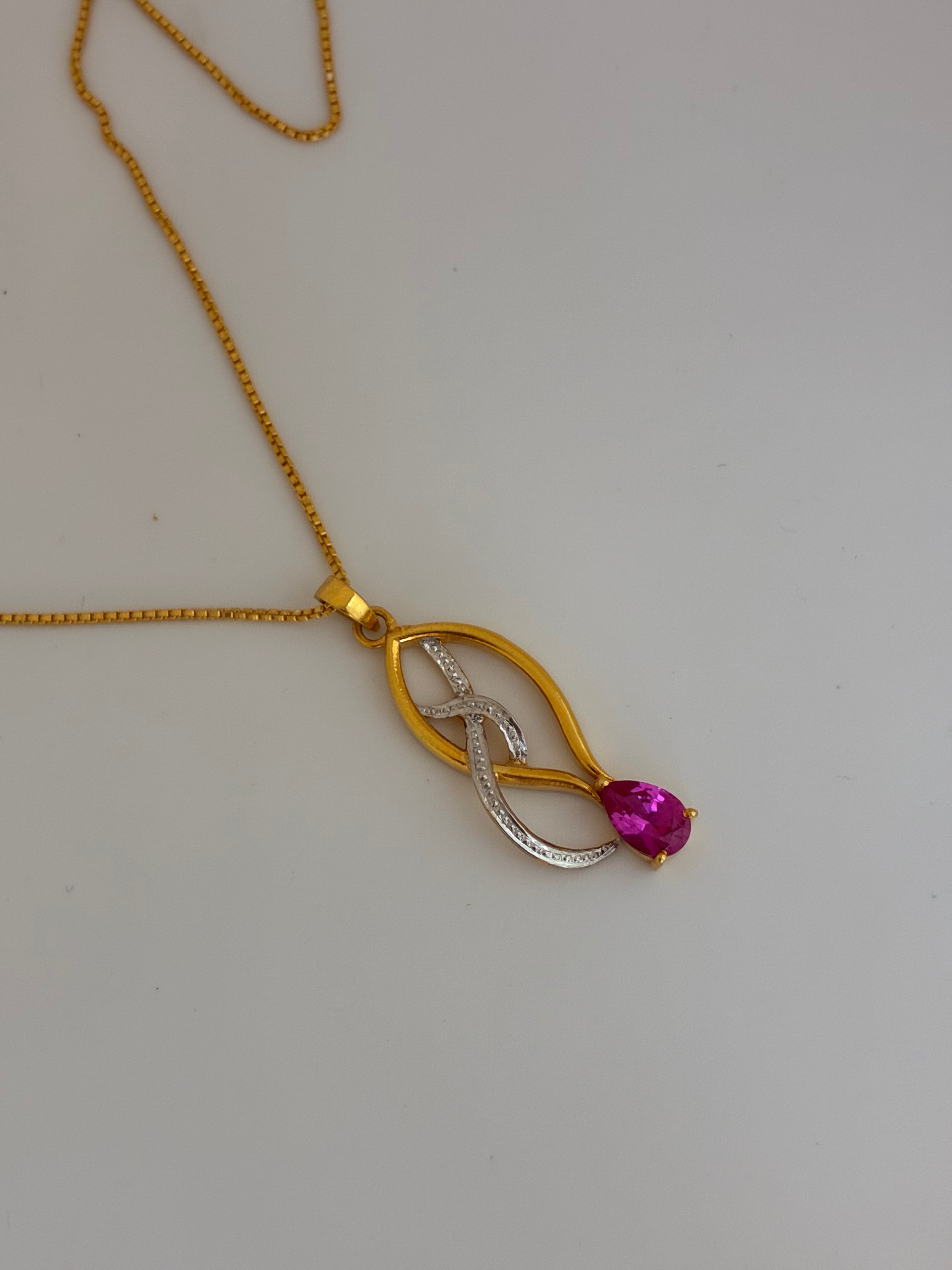 Swish Pendant