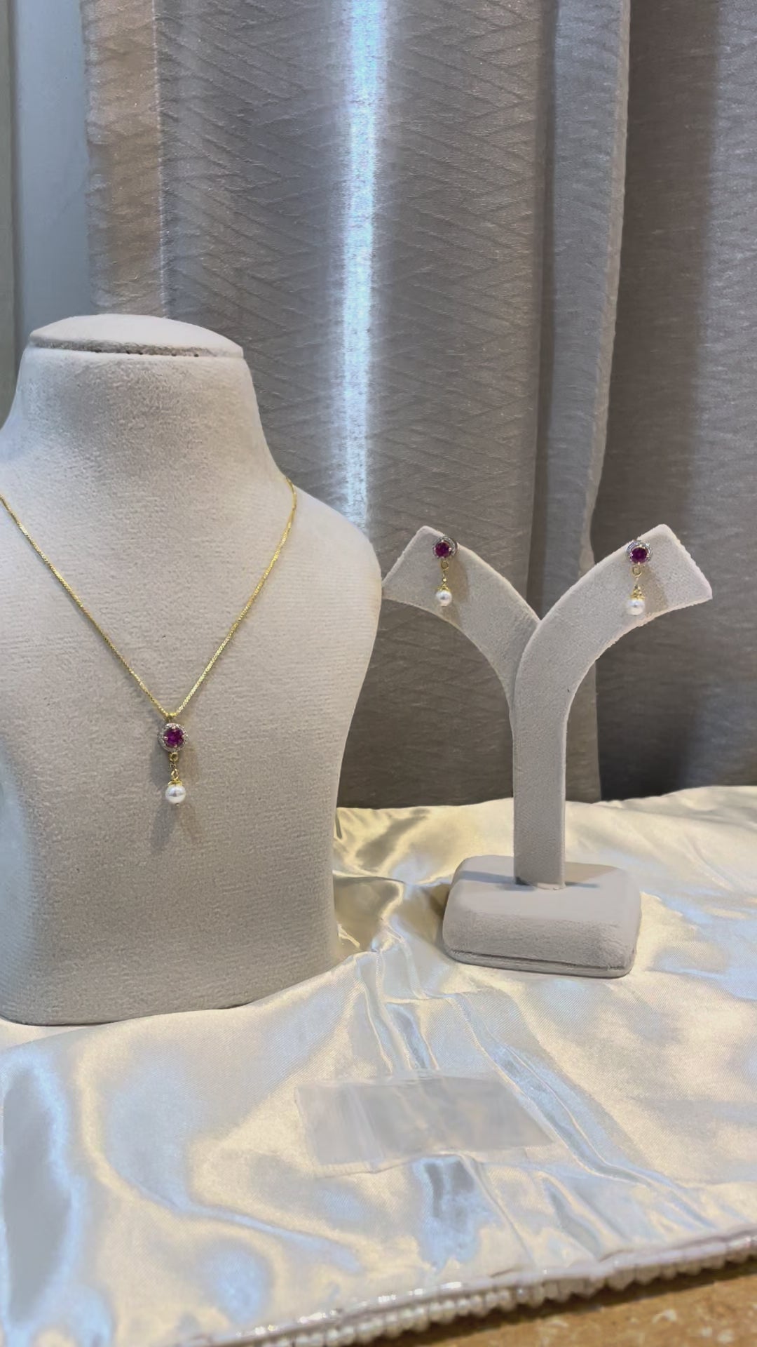 Rose Pearl Pendant Set