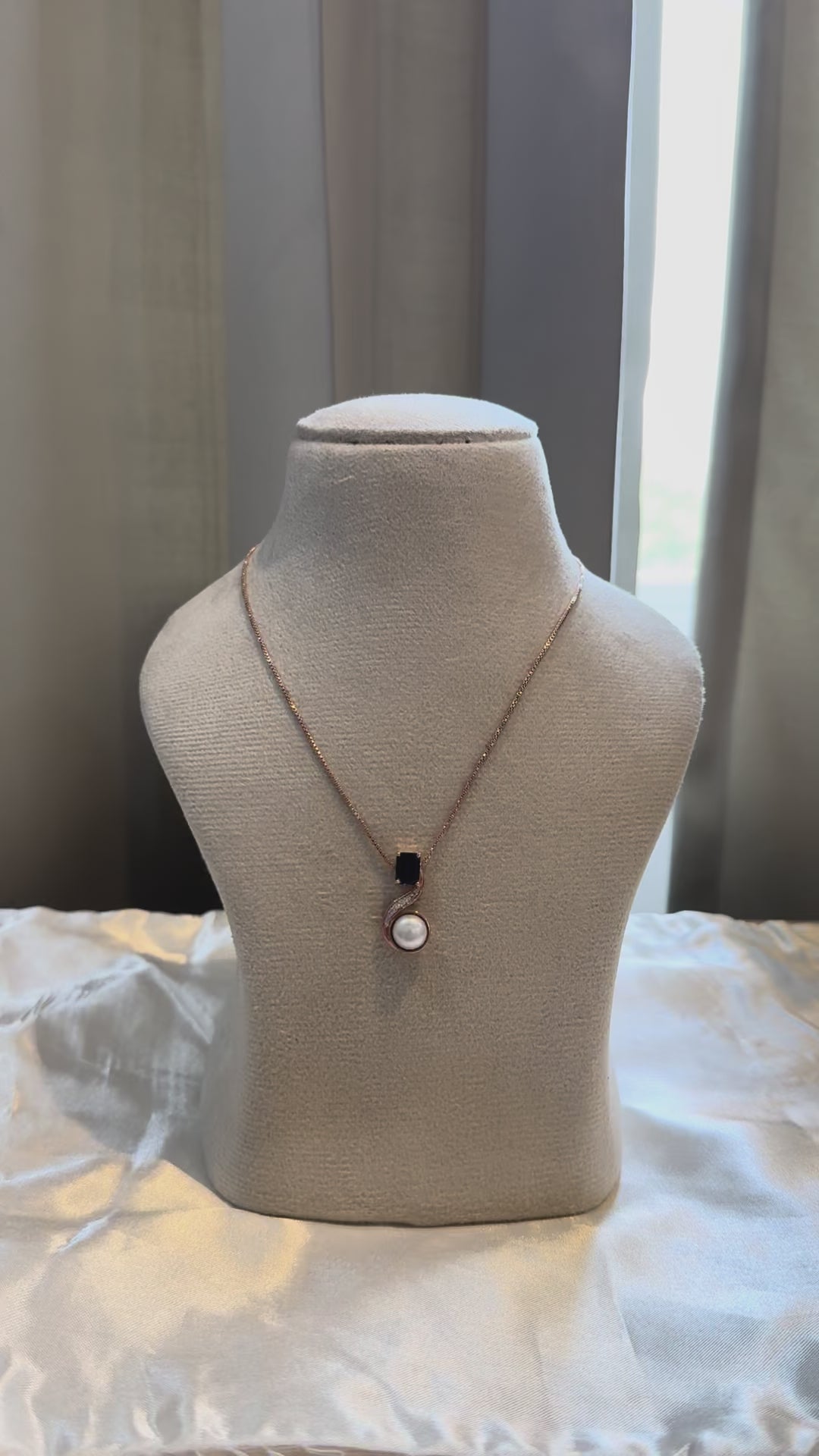 Pearl Drop Pendant
