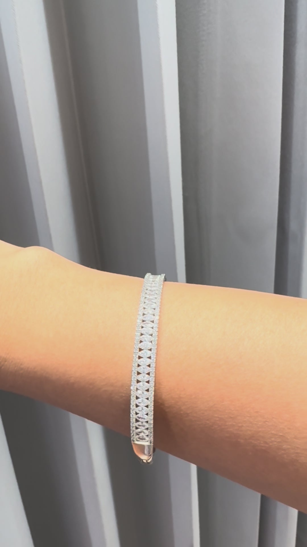 Crown Bracelet